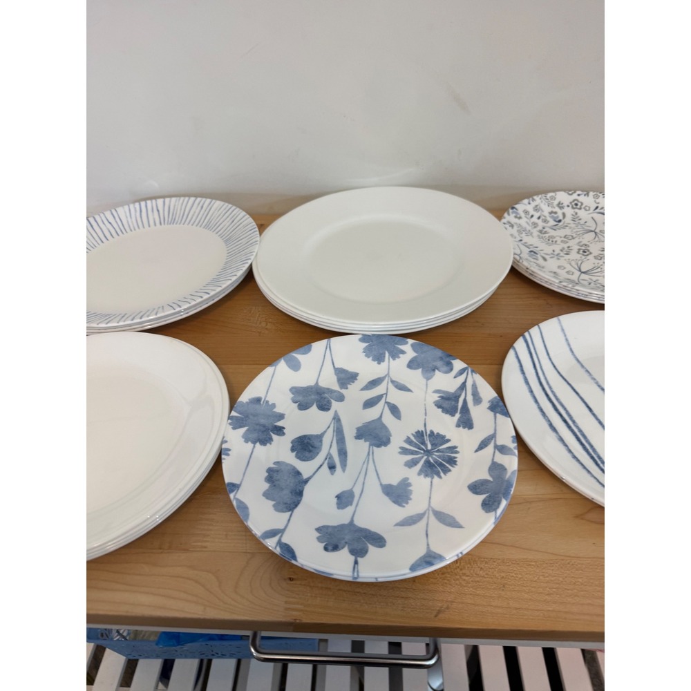 Mixed Corelle Vitrelle Blue & White Dinnerware Set 24pc Floral Stripe Pattern - Picture 3 of 15